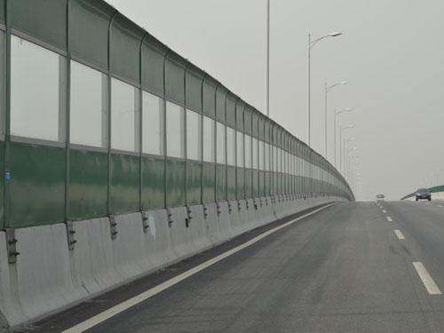 佛山东海高架桥声屏障工程案例
